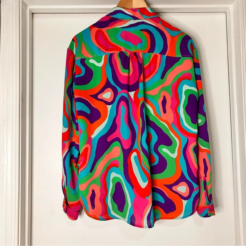 New York & Company Colorful Swirl Button Down Shirt - Size Medium - Picture 3 of 8